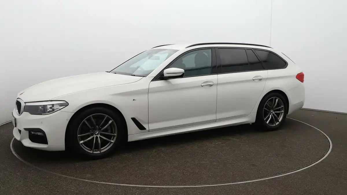 2017-bmw-5-series-20td-520d-m-sport-touring-5d-big-61