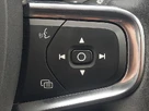 2022-volvo-xc40-15-t3-r-design-auto-small-16