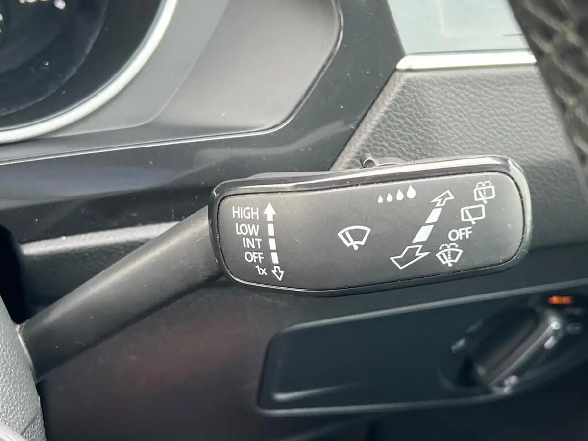 2018-volkswagen-tiguan-14-tsi-se-navigation-125ps-ss-big-18