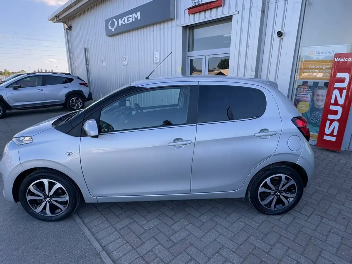 2016-citroen-c1-10-vti-flair-5d-etg-big-1