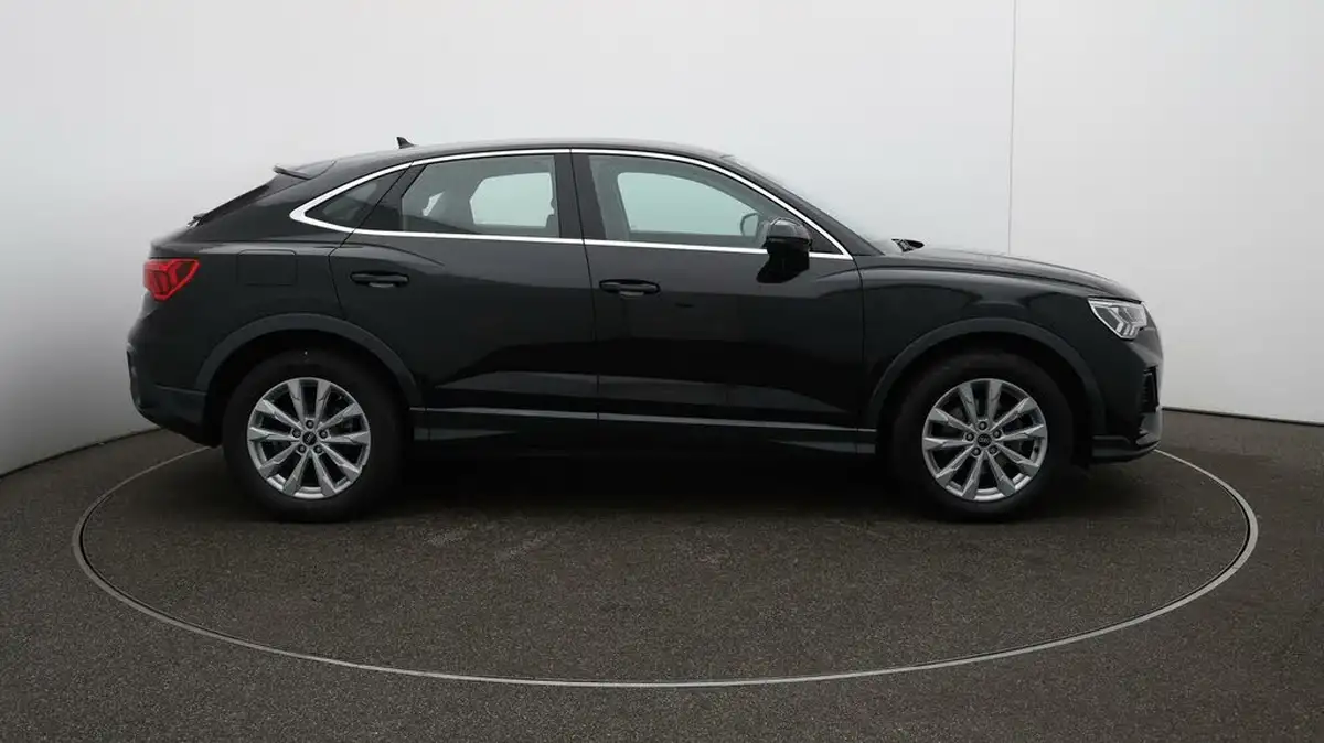 2021-audi-q3-15-35-tfsi-cod-sportback-s-tronic-big-39