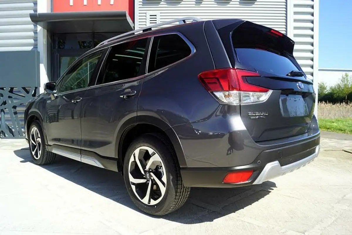 2024-subaru-forester-20-e-boxer-xe-big-4