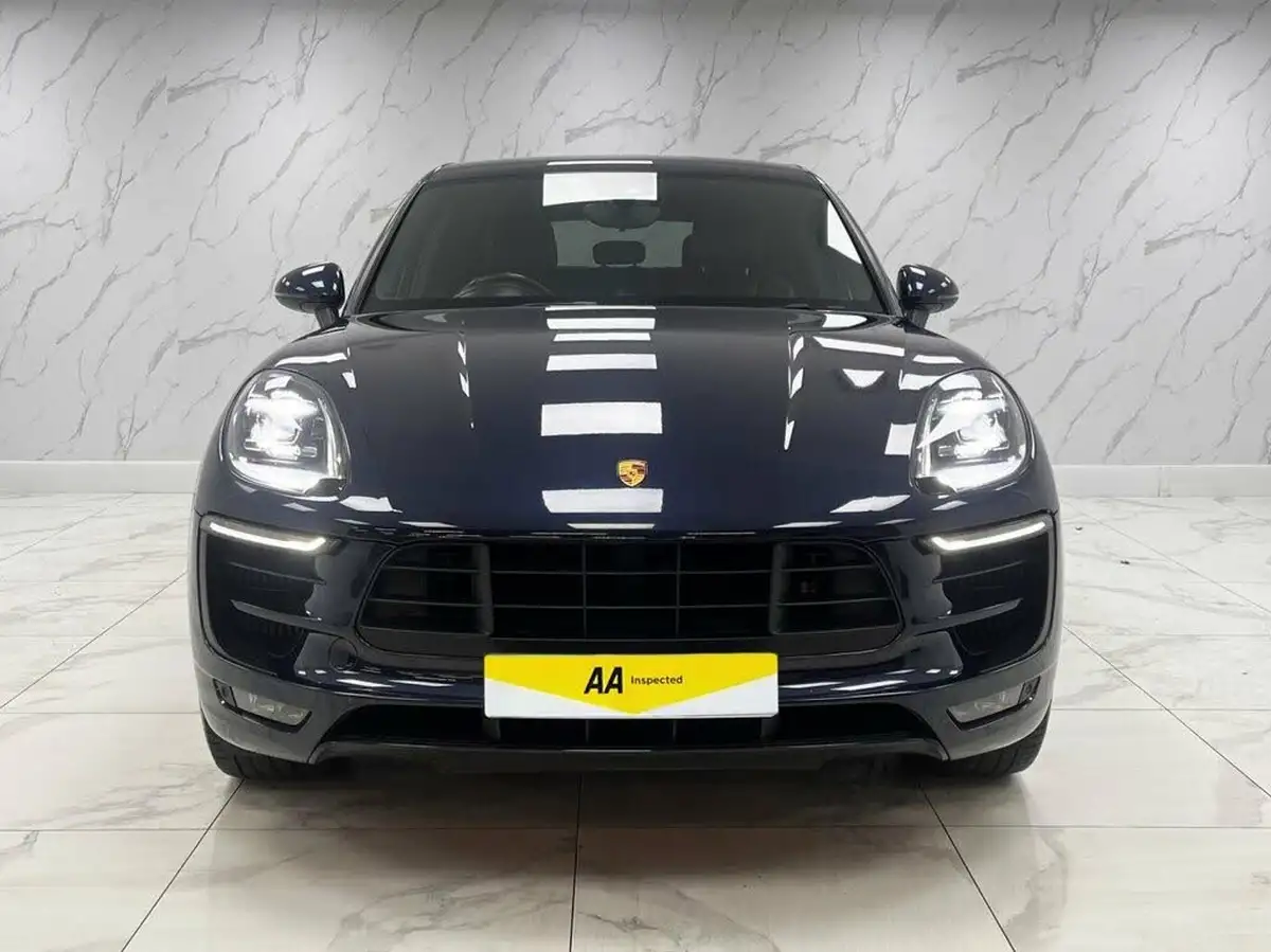 2018-porsche-macan-30-gts-big-4