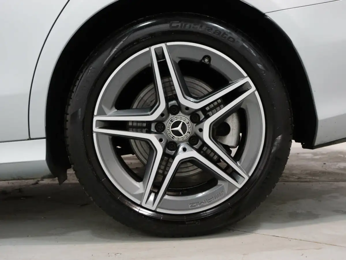 2021-mercedes-benz-e-class-big-9