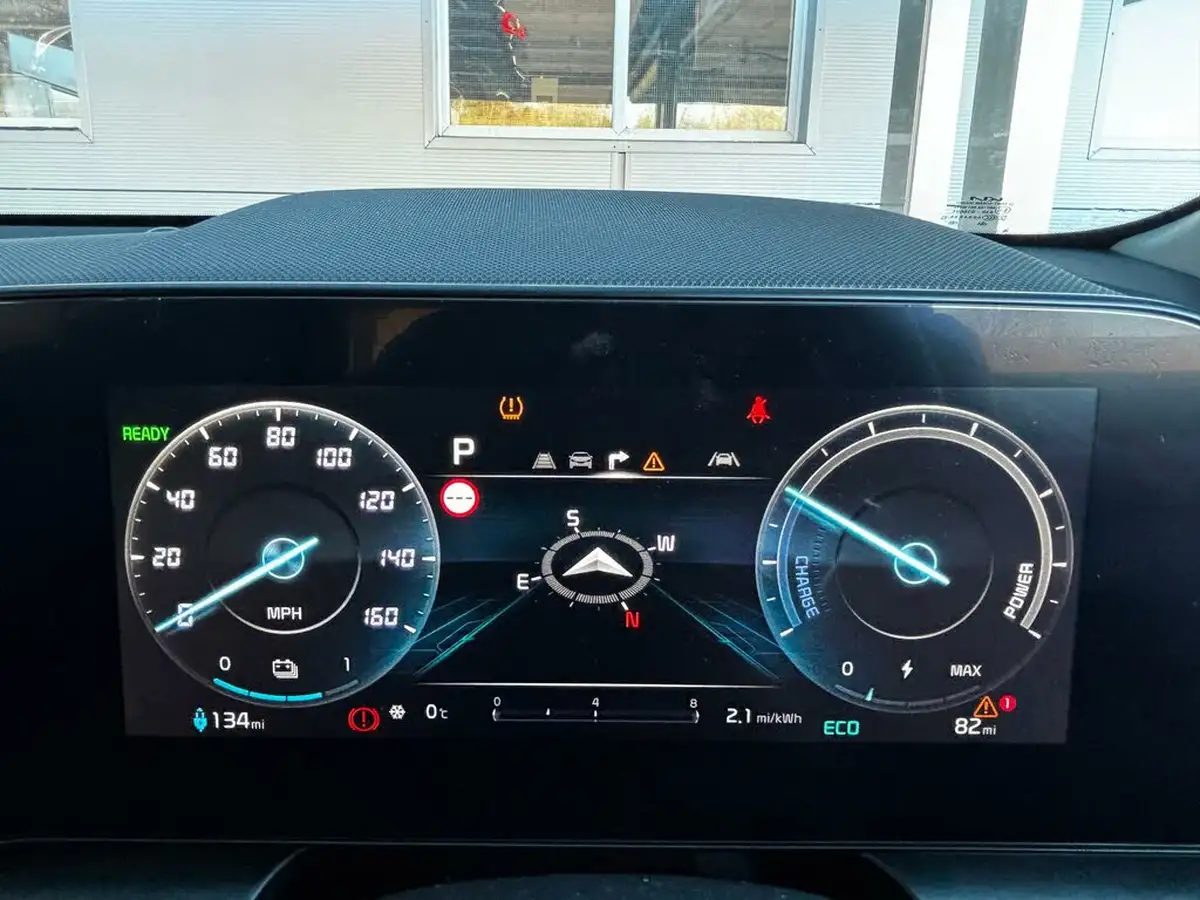 2024-kia-niro-ev-e-3-big-14