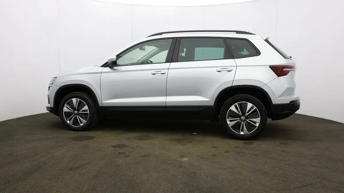 2022-skoda-karoq-10-tsi-se-drive-big-42