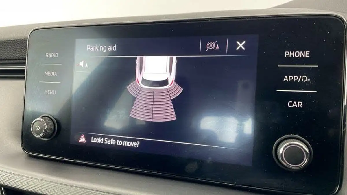 2022-skoda-kamiq-10-tsi-se-109ps-big-16