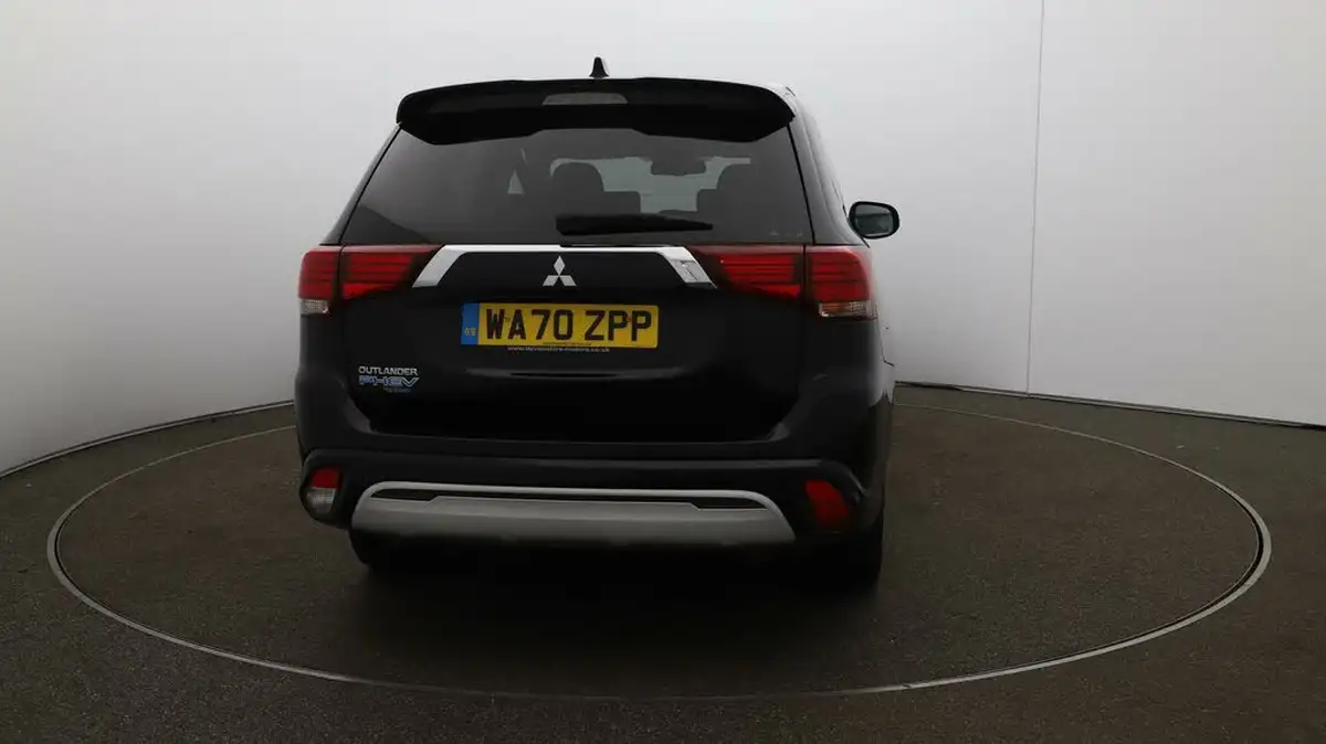 2020-mitsubishi-outlander-24-design-phev-big-6