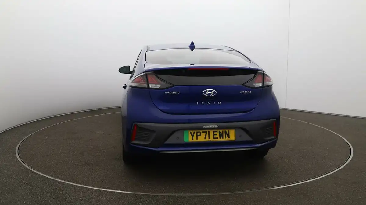 2021-hyundai-ioniq-e-premium-se-electric-100kw-big-52
