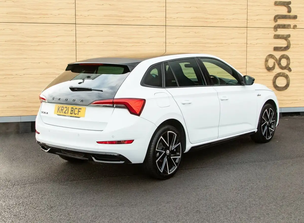 2021-skoda-scala-15-tsi-monte-carlo-dsg-big-3