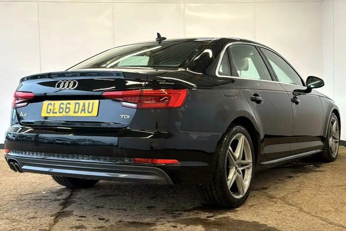 2016-audi-a4-20-tdi-s-line-190ps-big-3