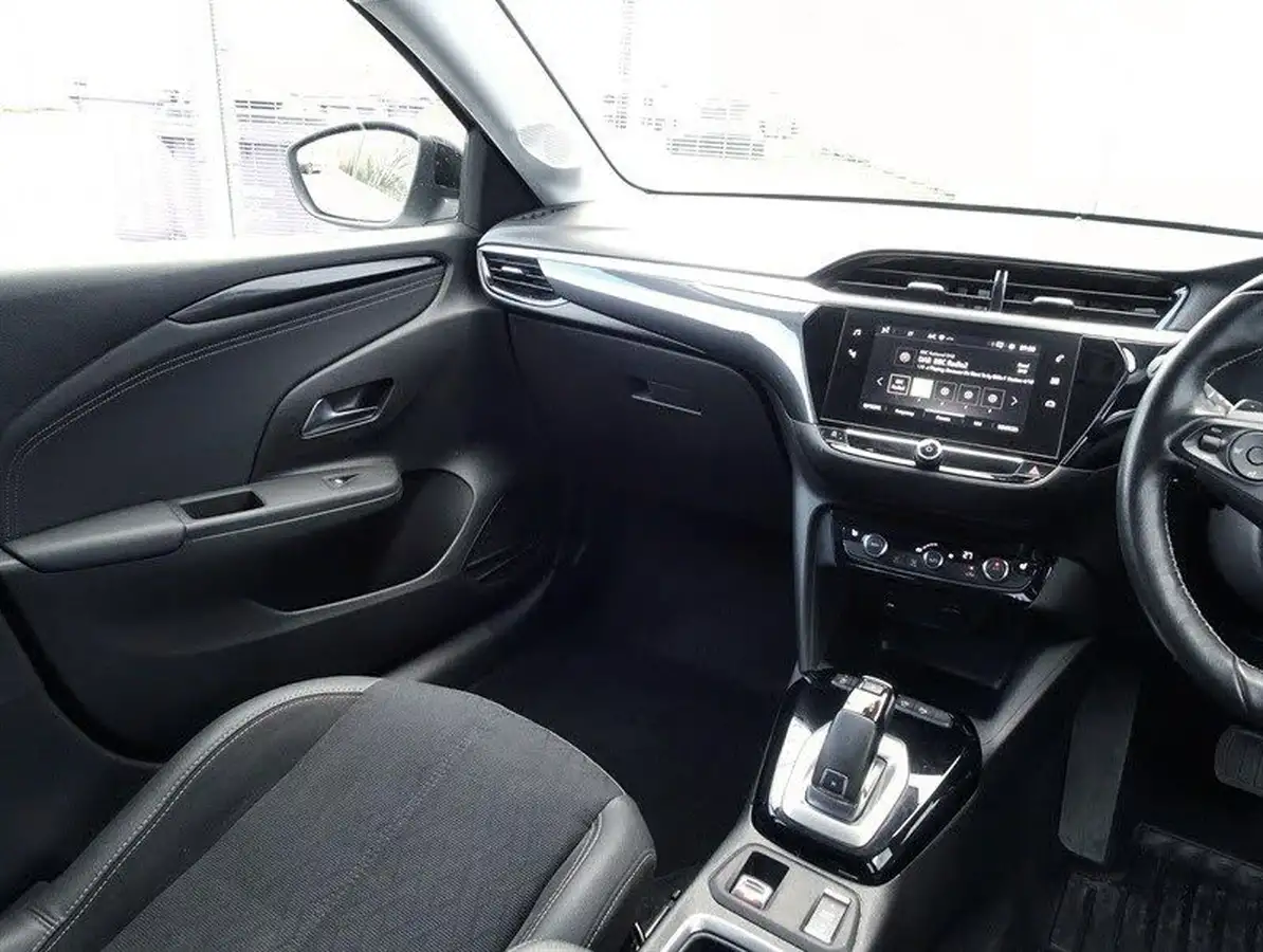 2022-vauxhall-corsa-12-turbo-elite-edition-auto-big-23