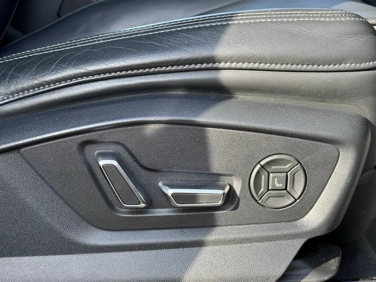 2019-audi-sq7-40tdi-vorsprung-big-10