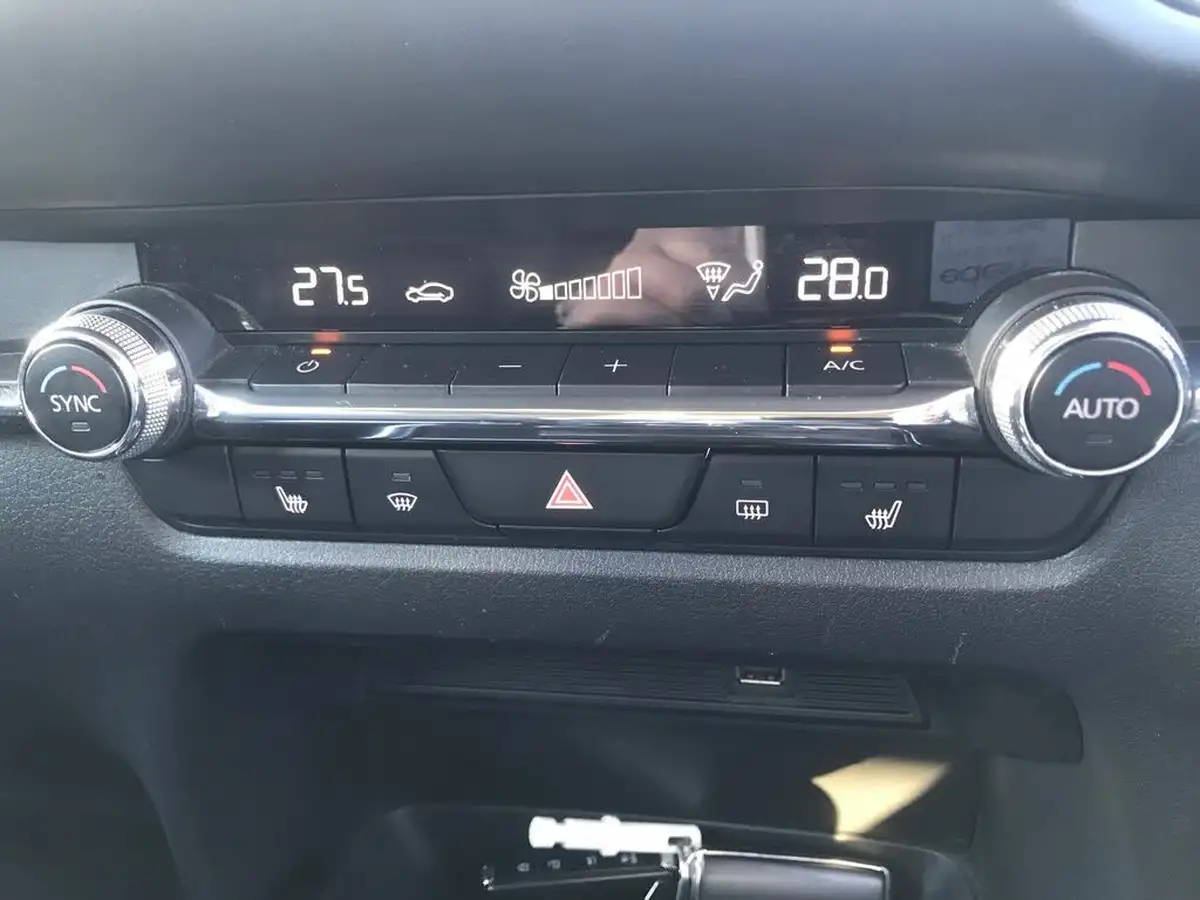 2021-mazda-cx-30-20-e-skyactiv-x-sport-lux-big-17