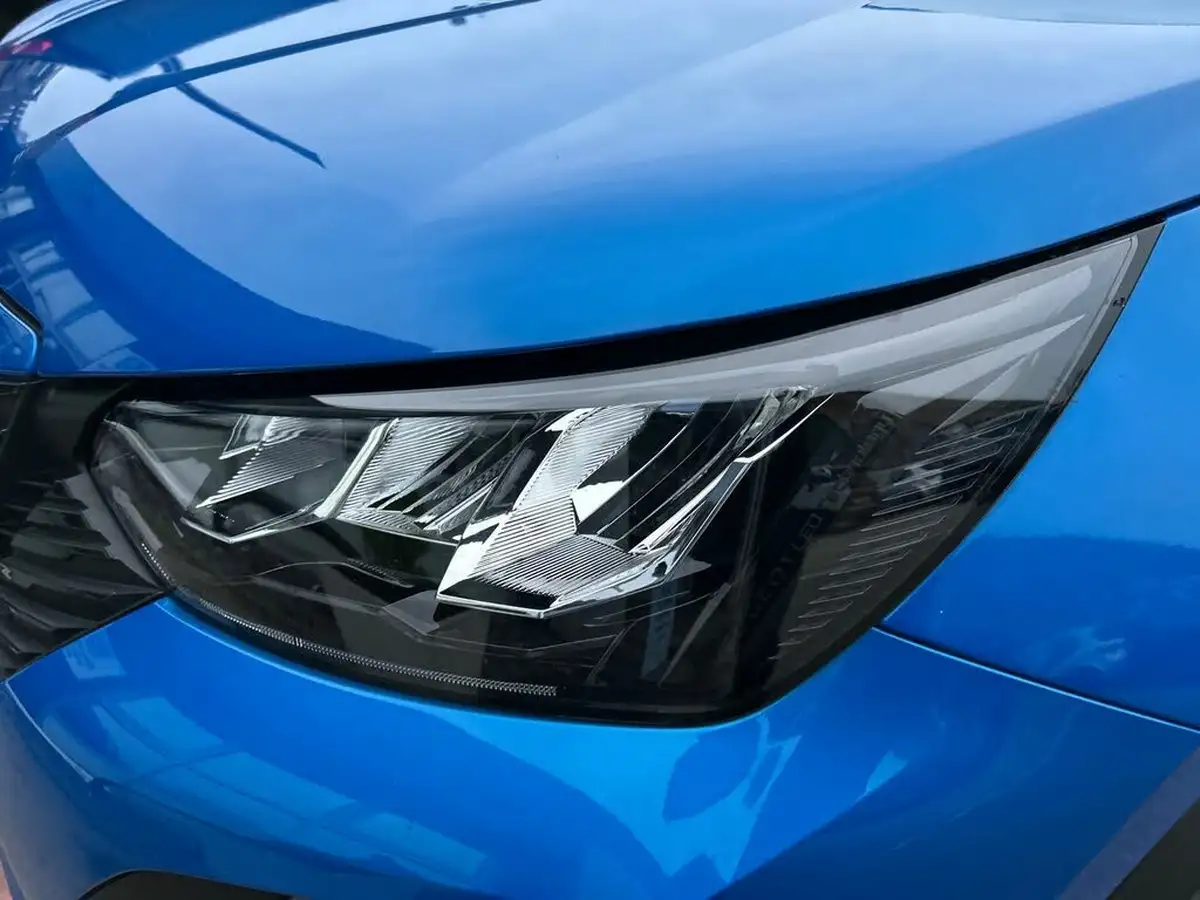 2023-peugeot-2008-suv-12-puretech-active-big-12