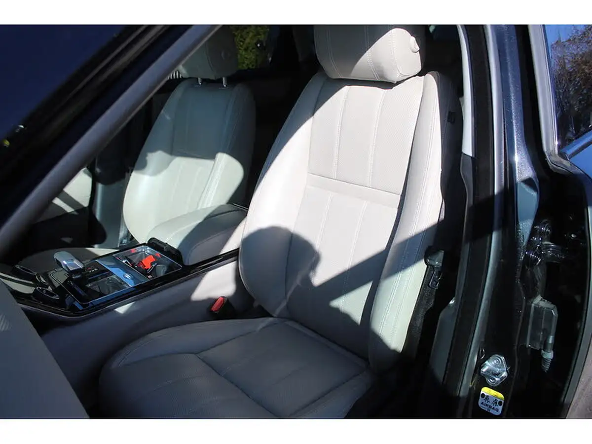 2021-land-rover-range-rover-velar-20-d200-s-big-17