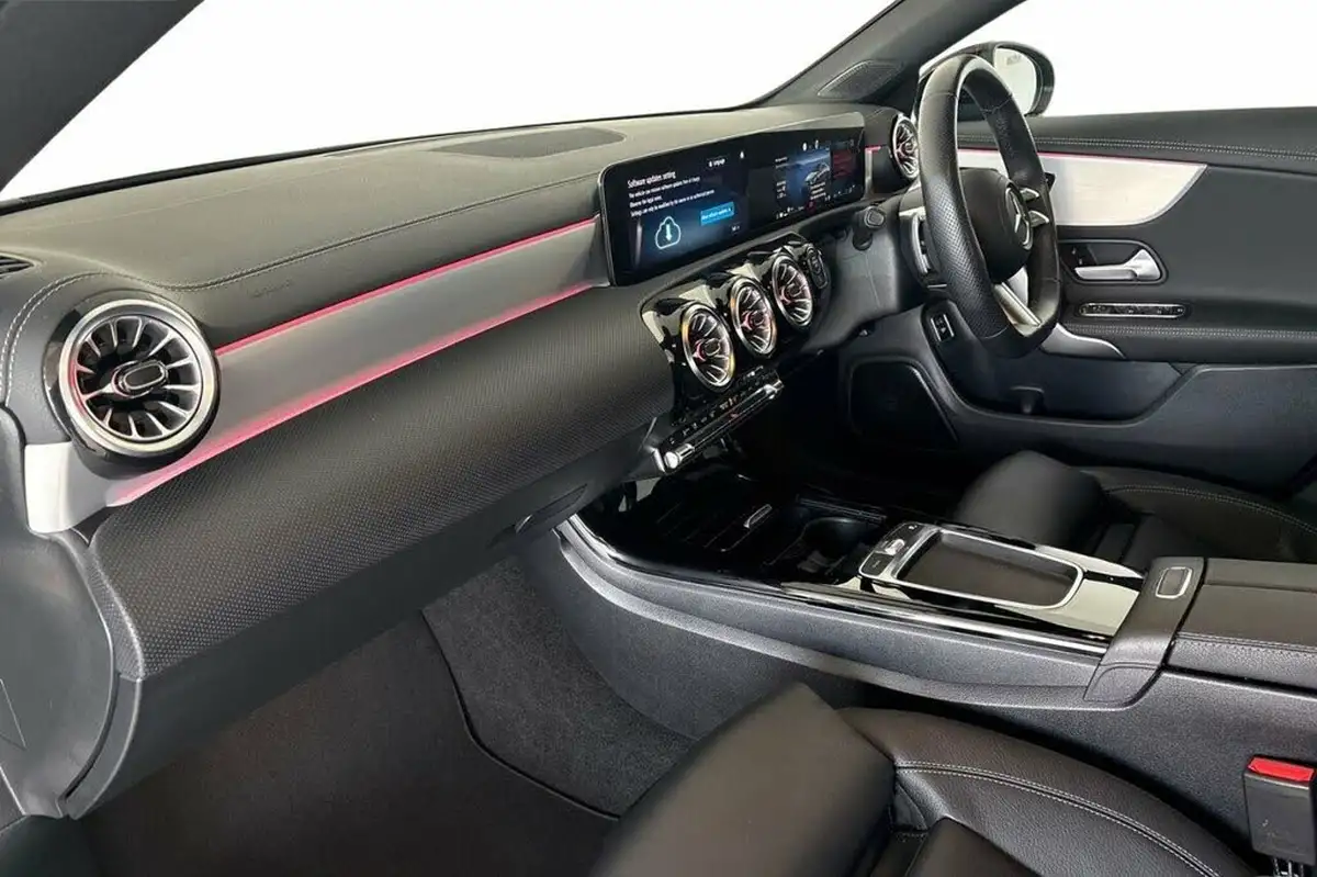 2023-mercedes-benz-cla-13-cla-180-amg-line-premium-plus-coupe-4d-big-10