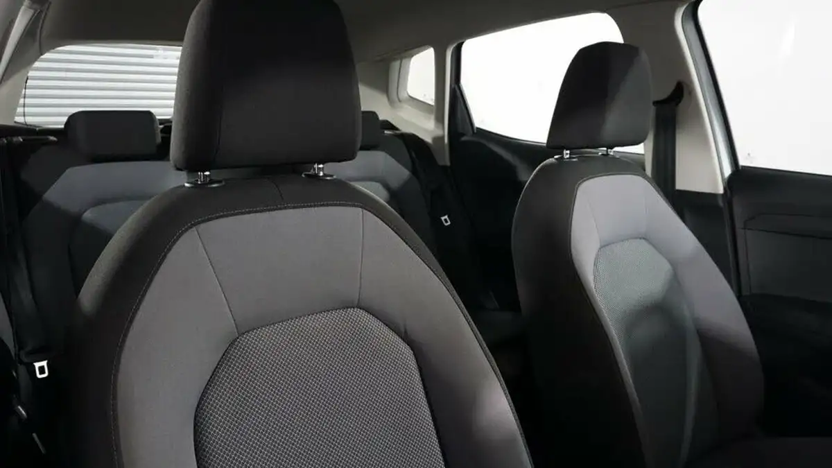 2019-seat-arona-16tdi-se-technology-lux-115ps-ss-big-9