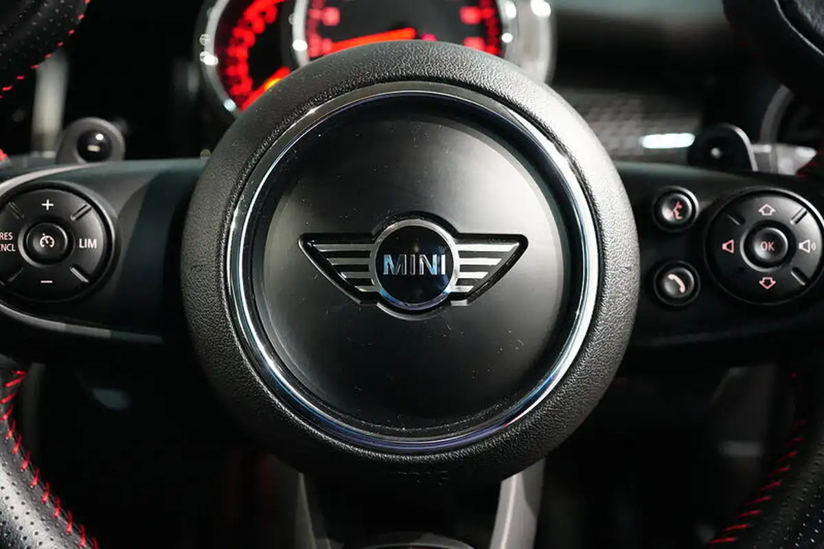 2018-mini-cooper-20-cooper-s-series-ii-ss-hatchback-3d-sport-auto-big-26