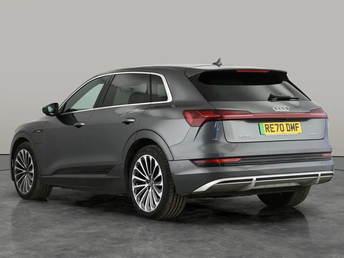 2020-audi-e-tron-50e-s-line-station-wagon-big-9