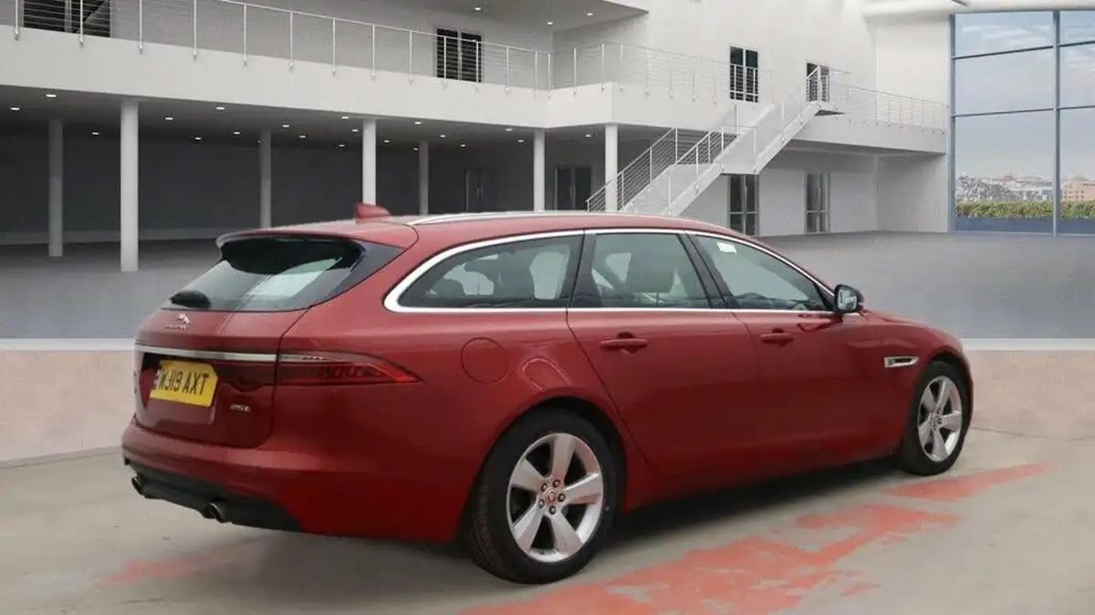 2019-jaguar-xf-20i-portfolio-249ps-ss-sportbrake-5d-big-7