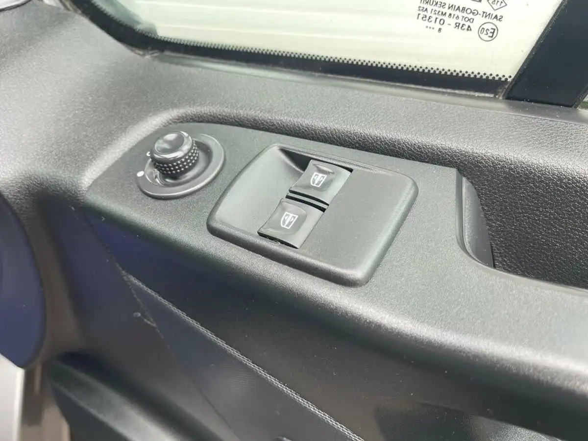 2018-vauxhall-vivaro-16cdti-2700-l1h1-125pseu6-biturbo-ss-ecotec-big-19
