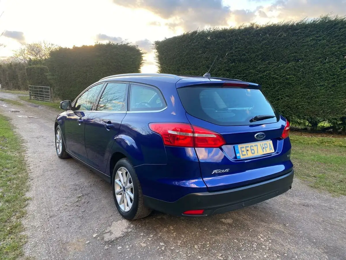 2018-ford-focus-10t-titanium-125ps-estate-big-19