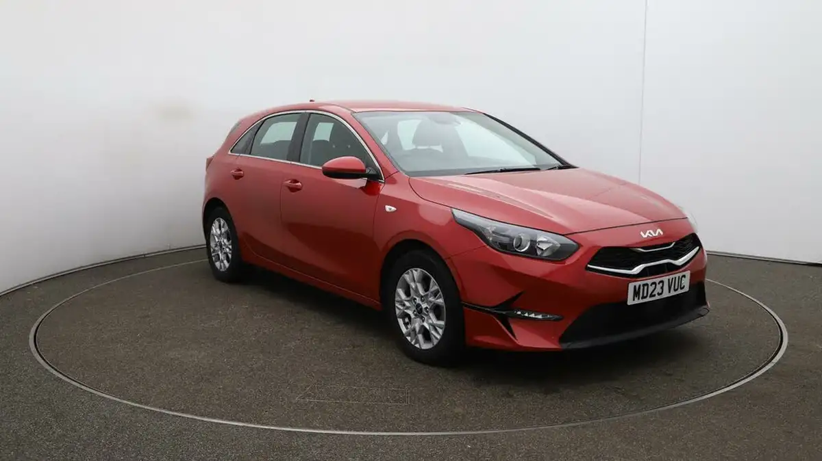 2023-kia-ceed-15-t-gdi-2-158bhp-non-adap-hatchback-big-40