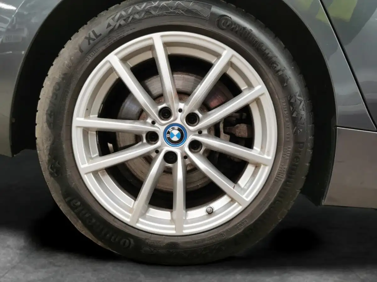 2022-bmw-3-series-20-330e-se-pro-touring-5d-big-26