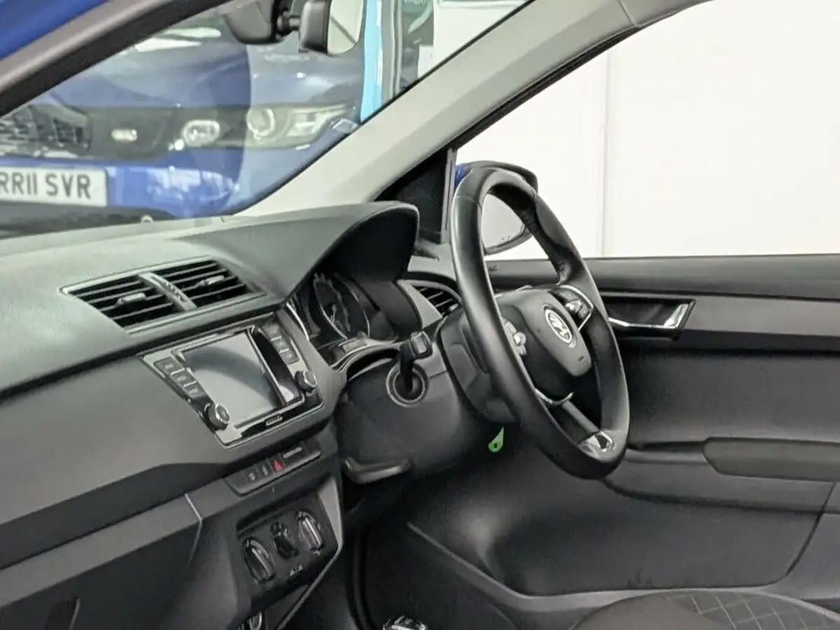 2022-skoda-fabia-10-tsi-se-dsg-big-11