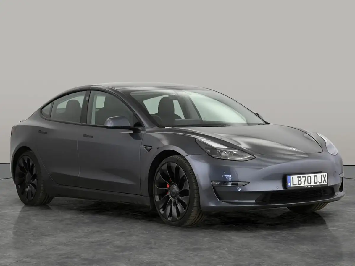 2020-tesla-model-3-e-performance-big-3