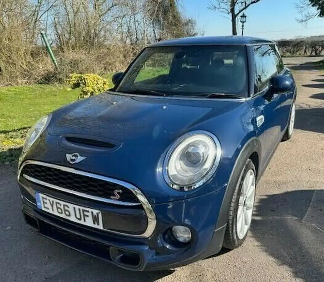 2016-mini-cooper-20-cooper-s-chili-ss-hatchback-3d-big-1