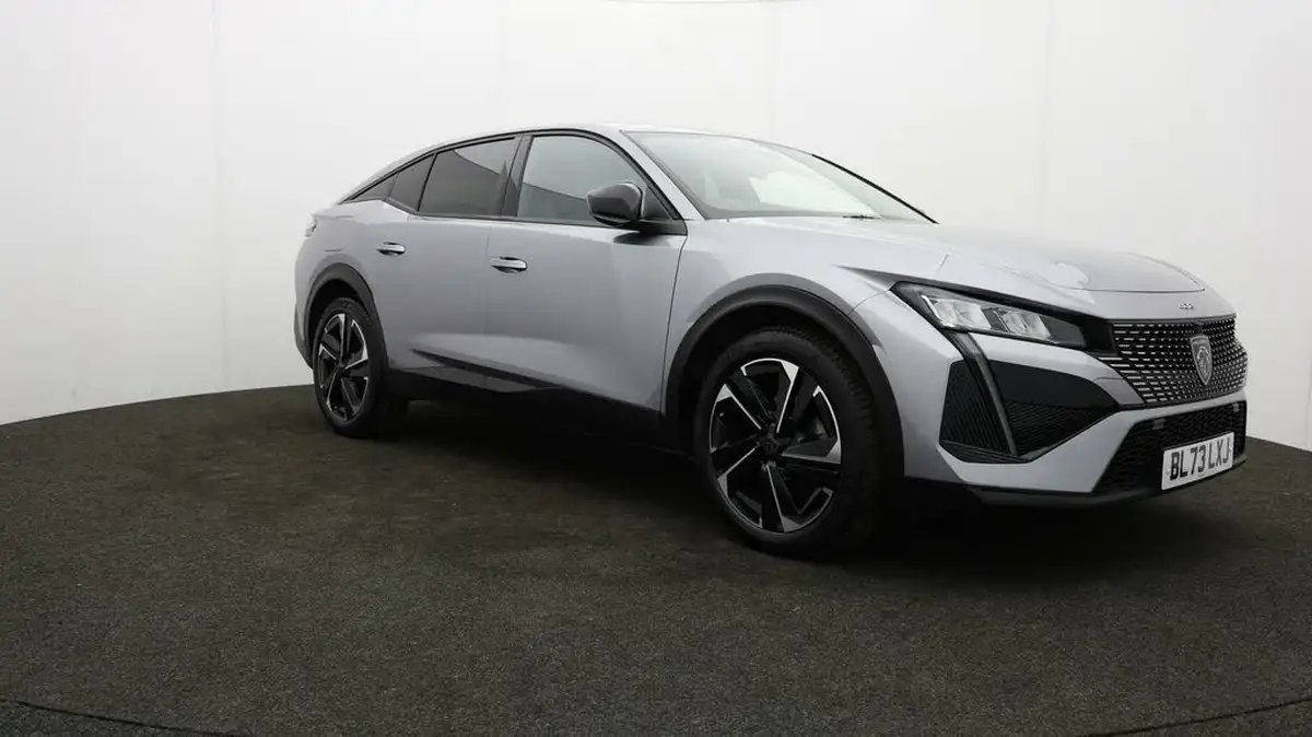 2024-peugeot-408-12-puretech-allure-130ps-ss-eat8-big-0