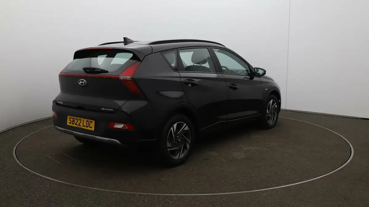 2022-hyundai-bayon-10-t-gdi-se-connect-big-51