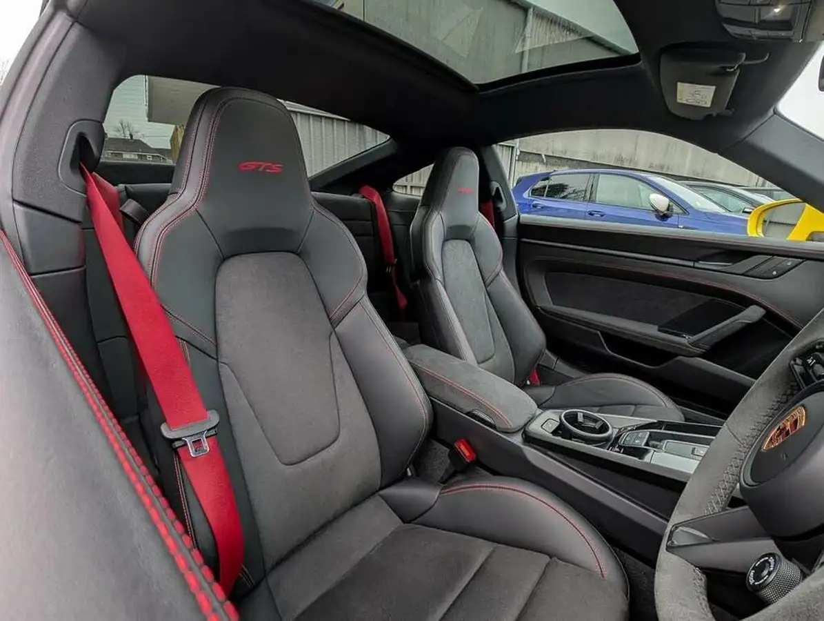 2024-porsche-911-30-carrera-gts-480ps-coupe-2981cc-pdk-big-27