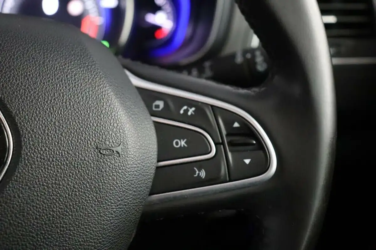 2017-renault-koleos-16dci-dynamique-s-nav-big-24