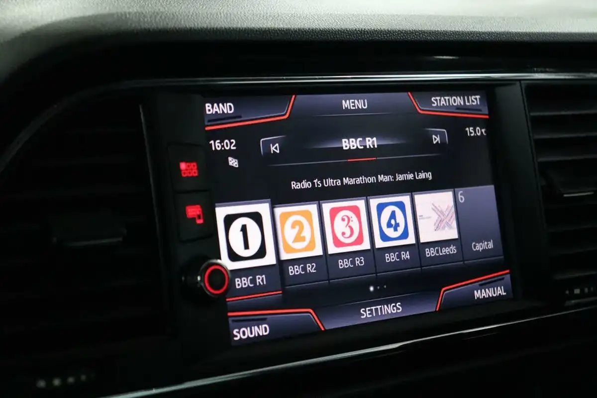 2018-seat-leon-20tdi-fr-technology-150ps-hatchback-5d-big-34