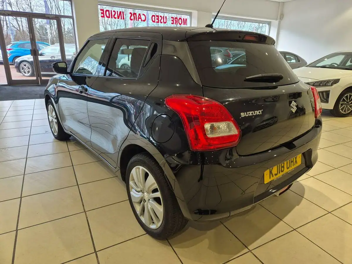 2018-suzuki-swift-10-boosterjet-sz-t-111ps-big-3