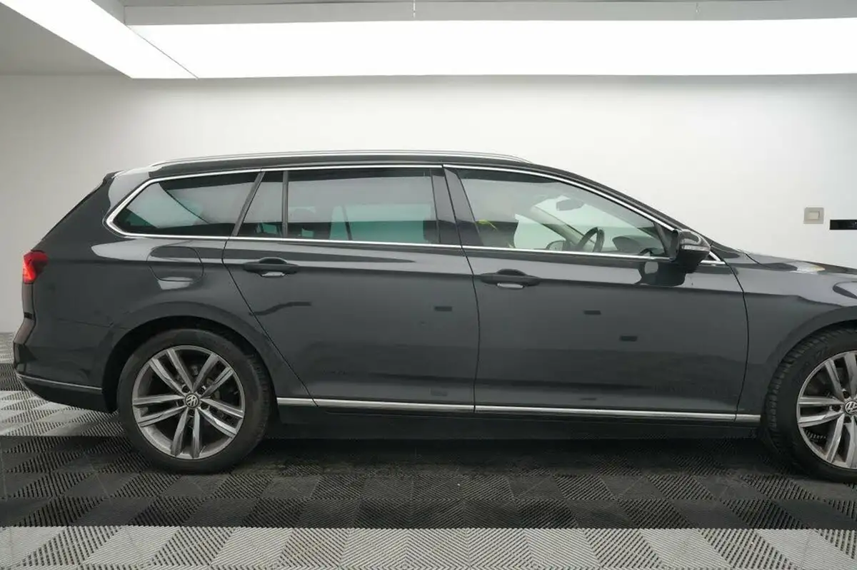2019-volkswagen-passat-20tdi-gt-150ps-scr-estate-5d-big-5