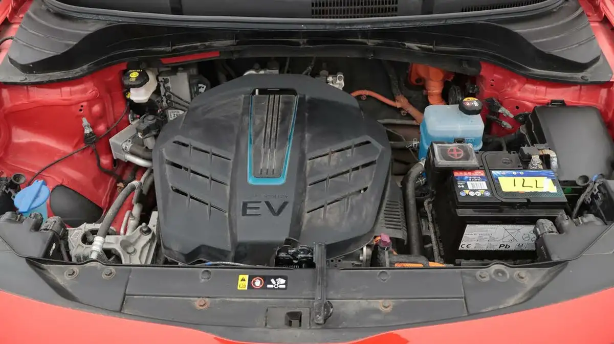 2022-kia-soul-ev-maxx-big-19