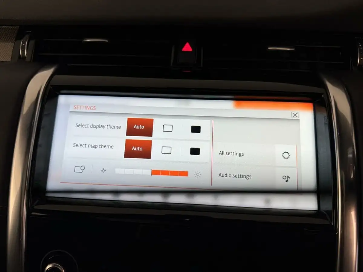 2019-land-rover-discovery-sport-20-p250-r-dynamic-hse-big-49