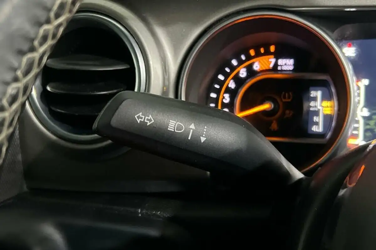 2020-jeep-wrangler-20-gme-sahara-hard-3d-big-25