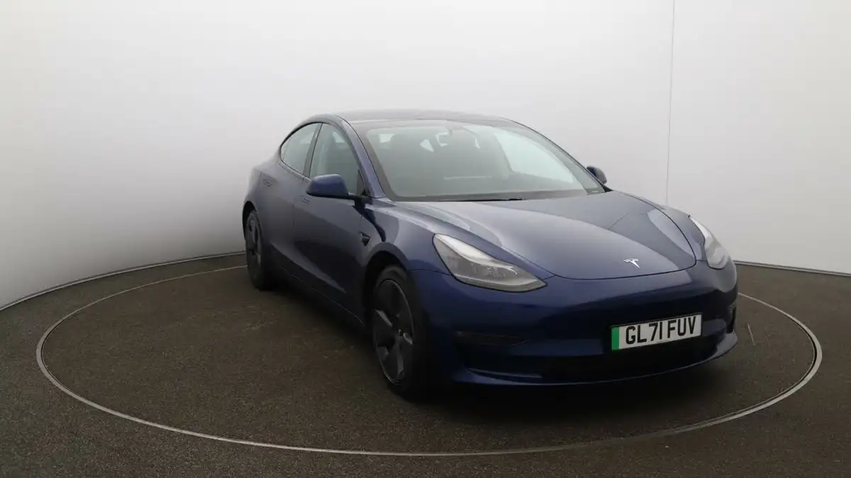2021-tesla-model-3-e-long-range-awd-big-33