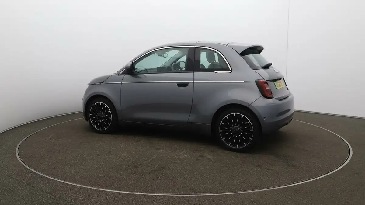 2022-fiat-500-e-la-prima-big-41