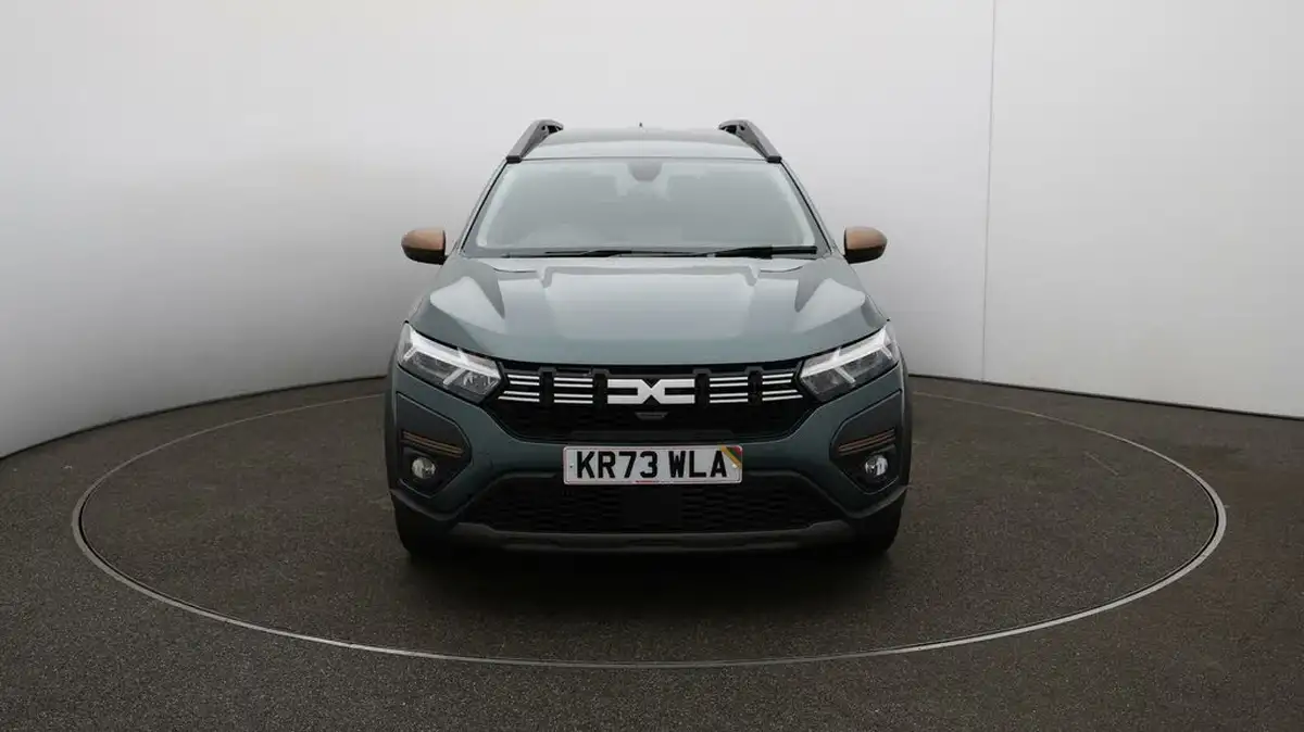 2023-dacia-jogger-10-tce-extreme-big-2