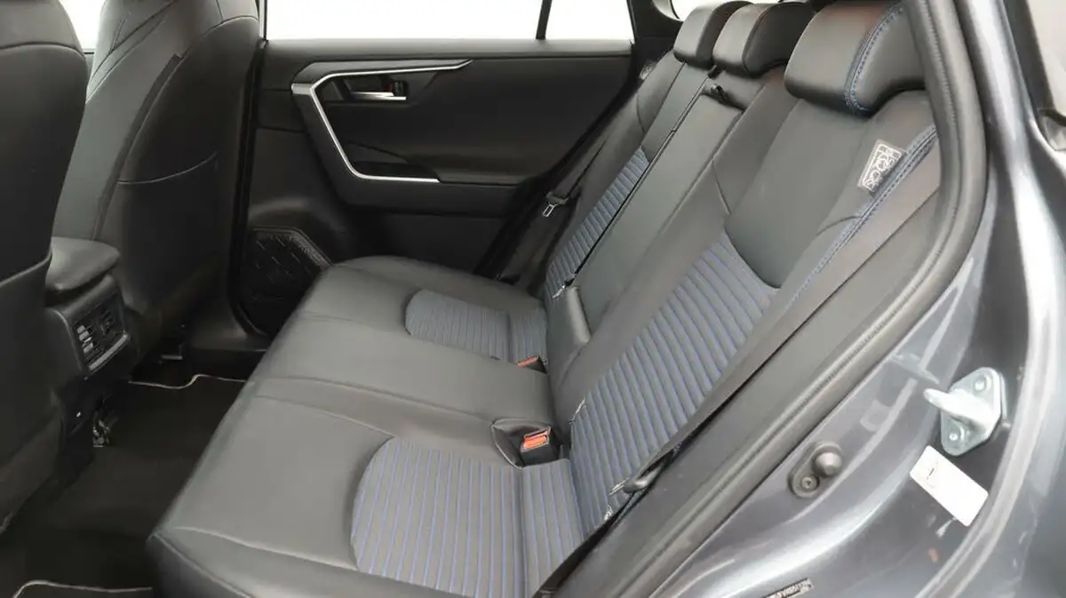 2022-toyota-rav4-25-vvt-i-dynamic-215bhp-big-16