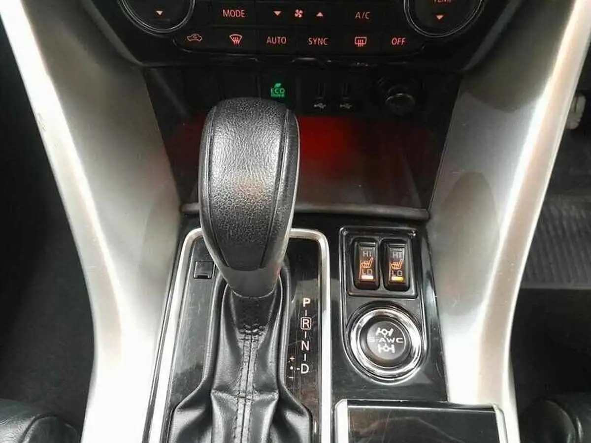 2019-mitsubishi-eclipse-cross-15-black-4wd-auto-big-18