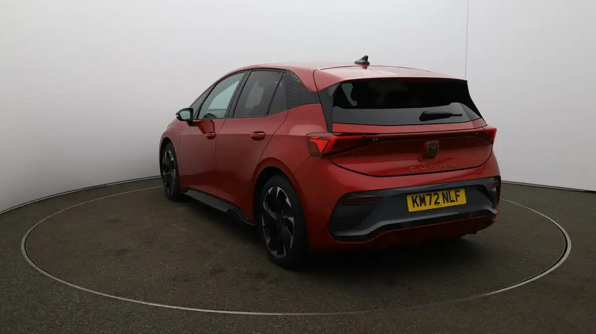 2022-cupra-born-e-v2-204ps-58kwh-big-52