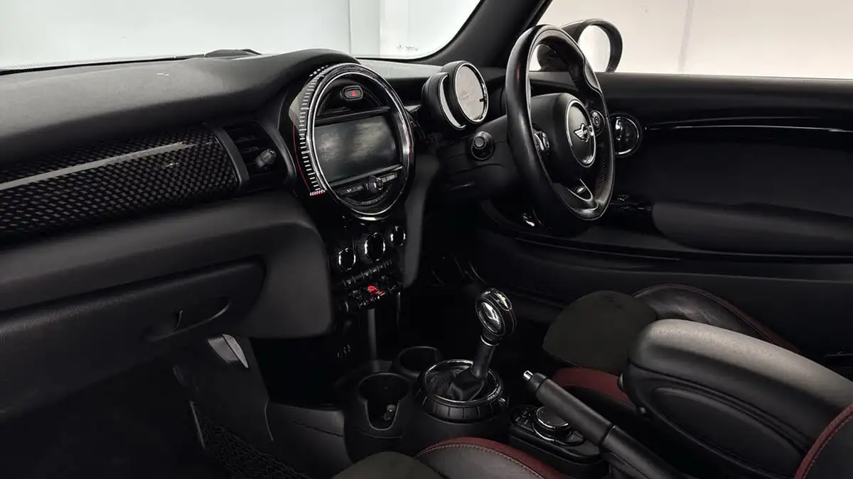 2017-mini-cooper-20-cooper-jcw-sport-auto-big-8