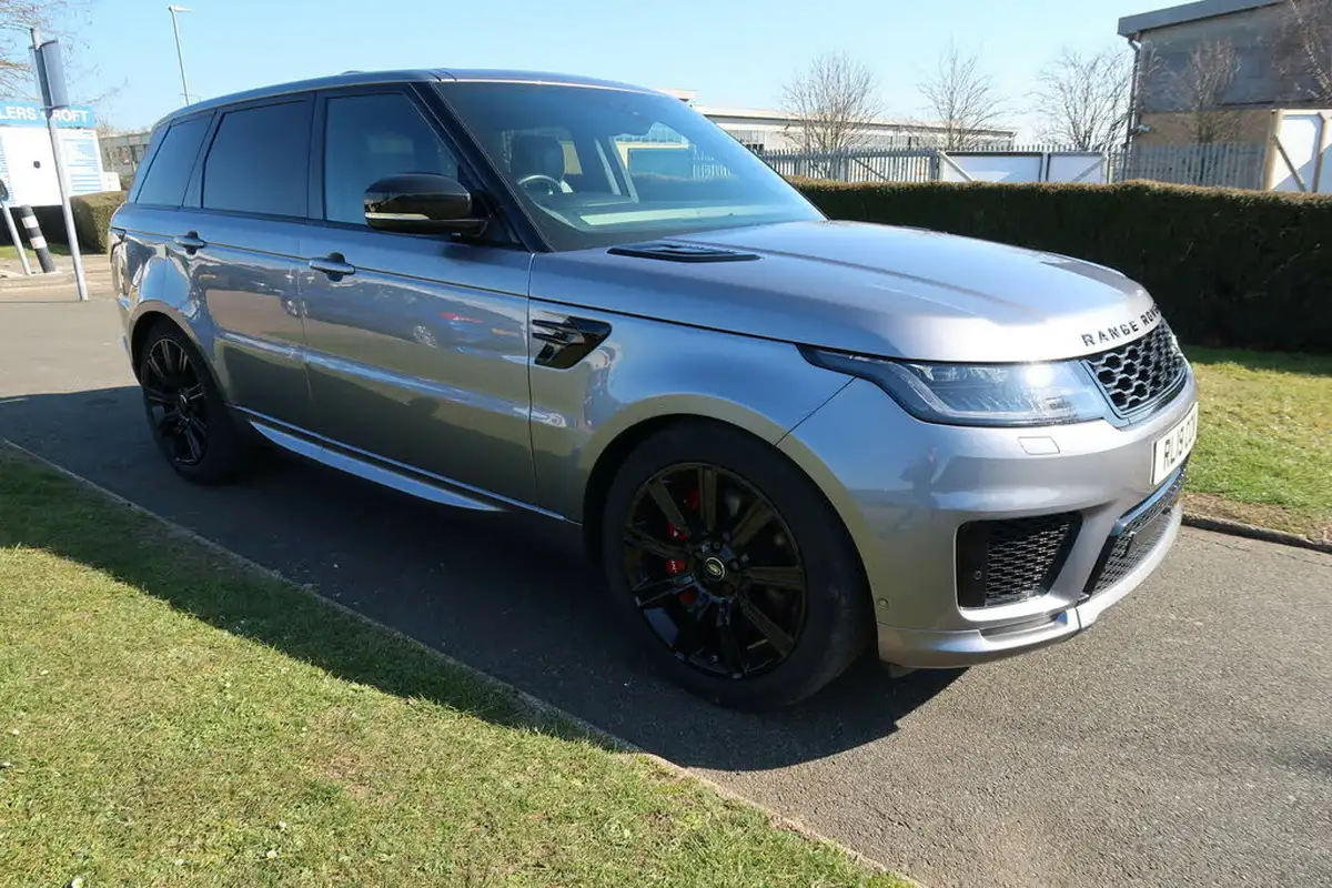 2019-land-rover-range-rover-sport-20-p400e-hse-dynamic-big-0